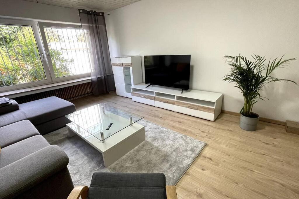 Apart70-Modern Design I Garden With Terrace I Smart Tv I Free Parking I Free Wifi هام المظهر الخارجي الصورة
